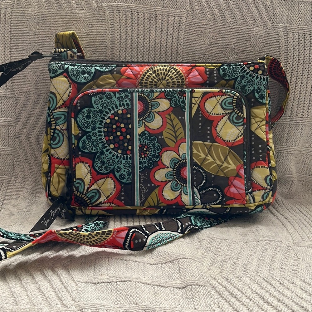 Vera Bradley adjustable shoulder bag
